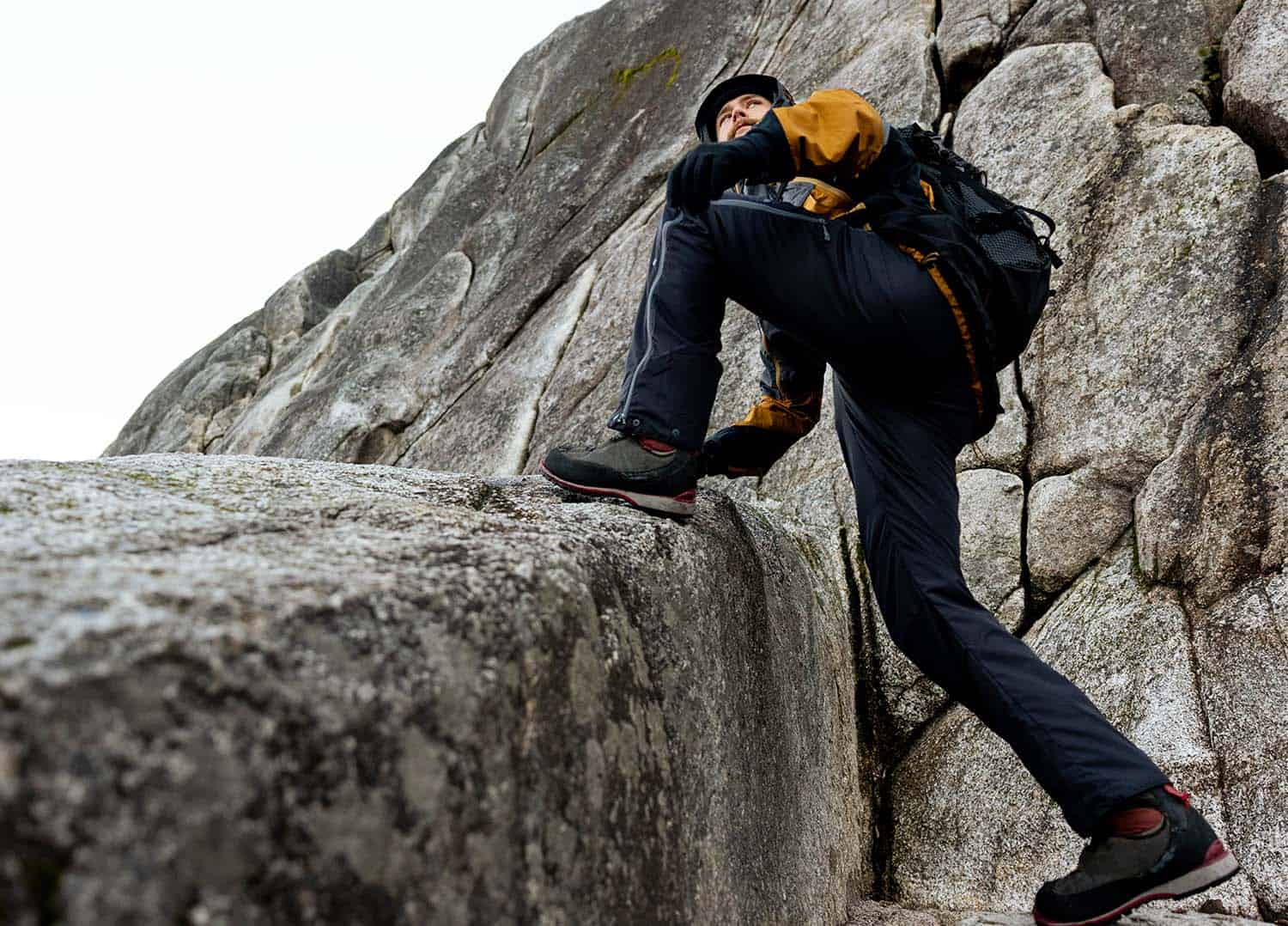 Mens Cascada Trouser Feature2