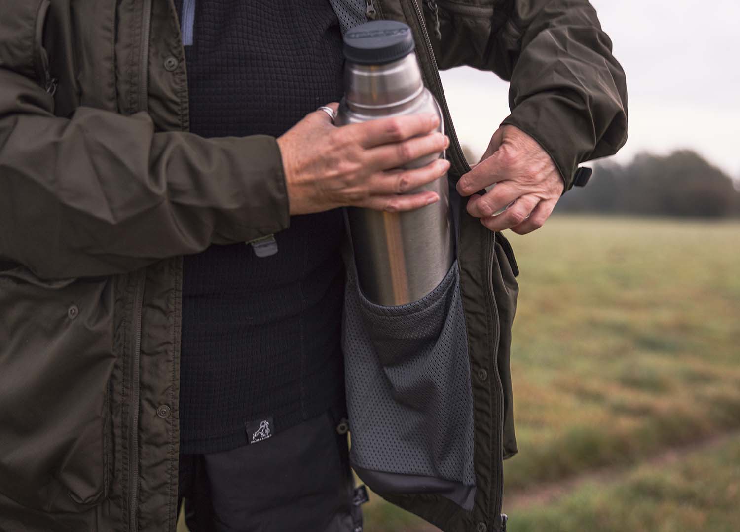 Womens Halkon Feature12