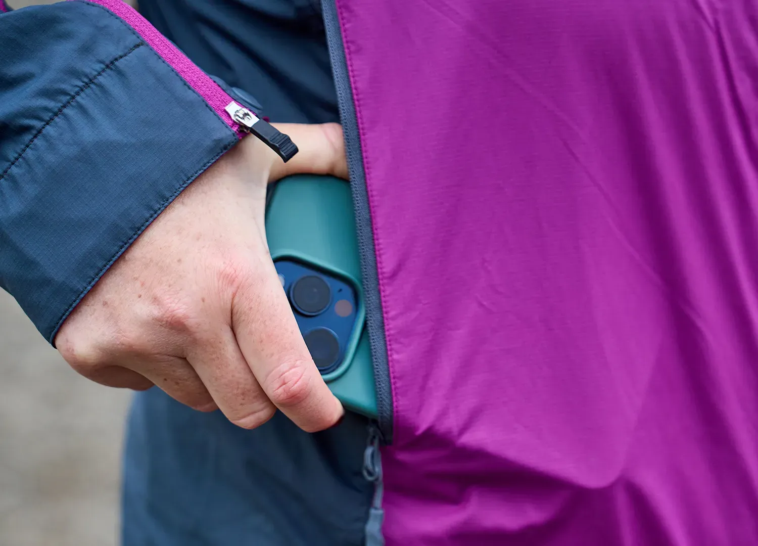 Women's Velez Windproof